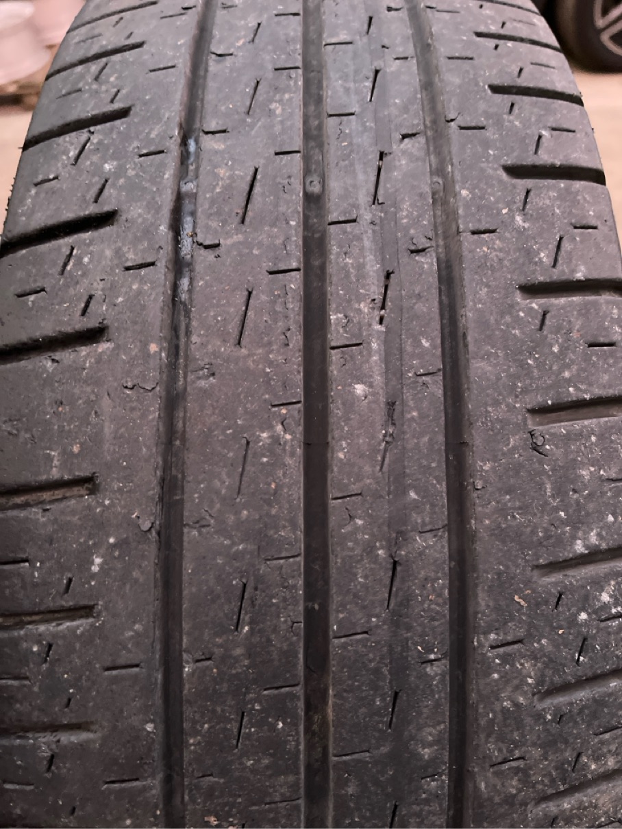 1590ECED-1E3E-4E29-A965-F077D20E7BE9