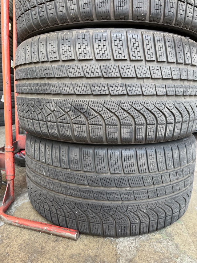 35BB06AA-6C96-4F28-94A2-5FCD7E520440