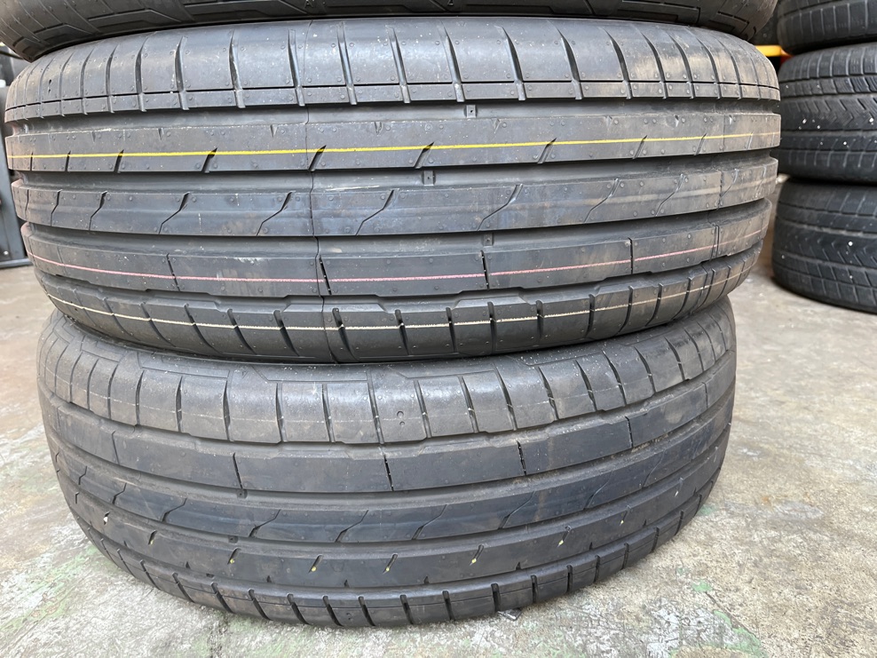 EC788D48-1210-4135-82DE-FF4A3E71E8F3